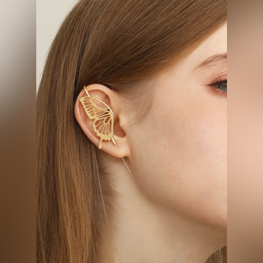 Oreylo Gentle Butterfly Earrings